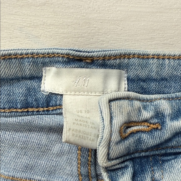 H&M Light Blue Ripped Jean Shorts - Picture 2 of 3